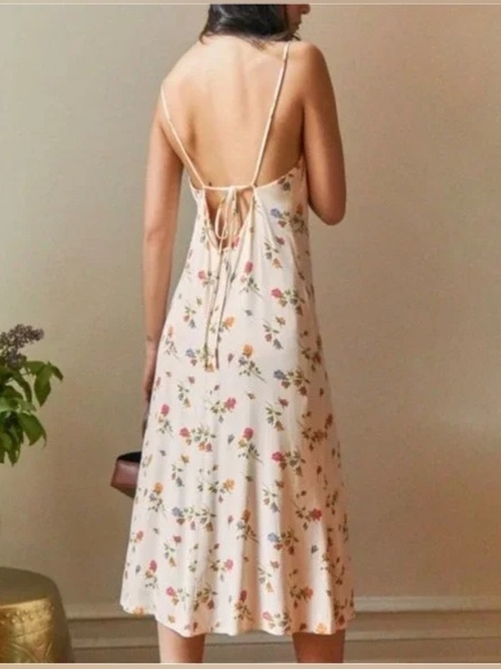 Reformation Chianti Slip Dress
Noemi Ivory and Floral sz M - Picture 5 of 15